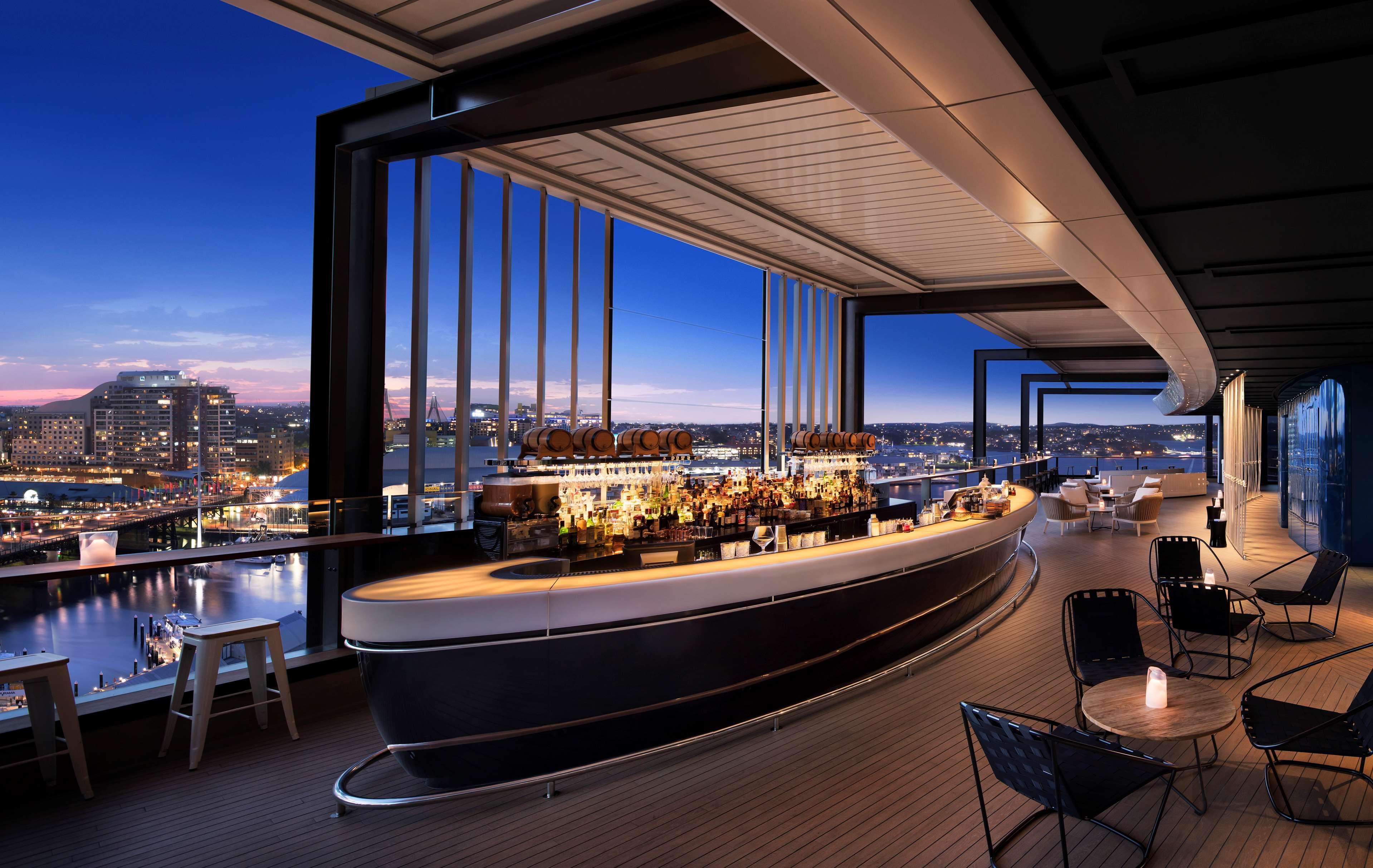 Hotel Hyatt Regency Sydney Esterno foto The rooftop bar at the Ovolo Hotel, The Rocks, Sydney