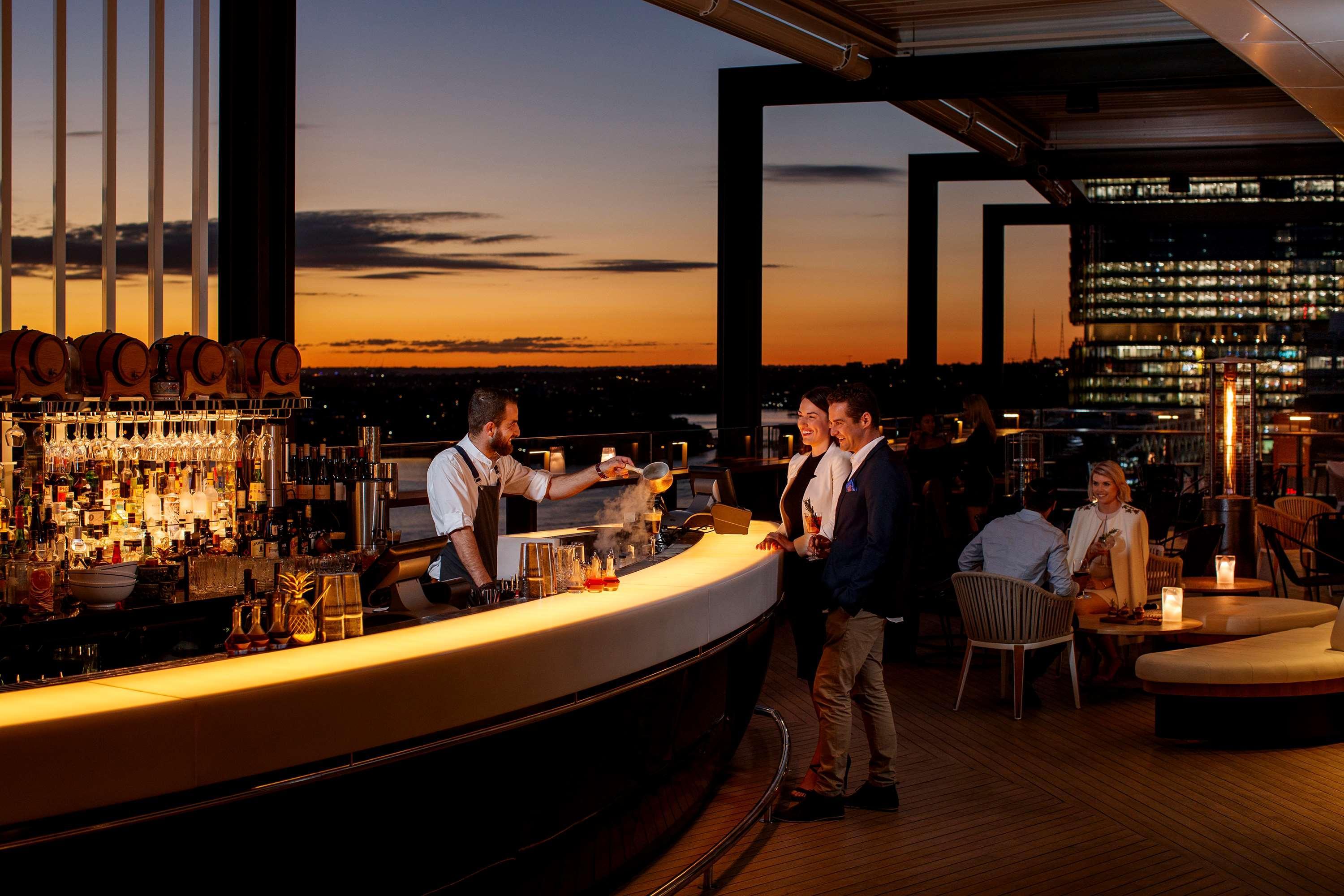 Hotel Hyatt Regency Sydney Esterno foto The rooftop bar at the Hotel